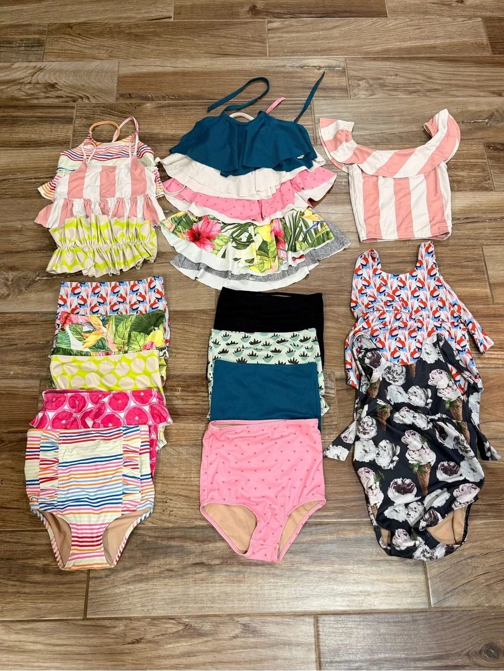 Kortni Jeane 4/5 Swimsuit Bundle